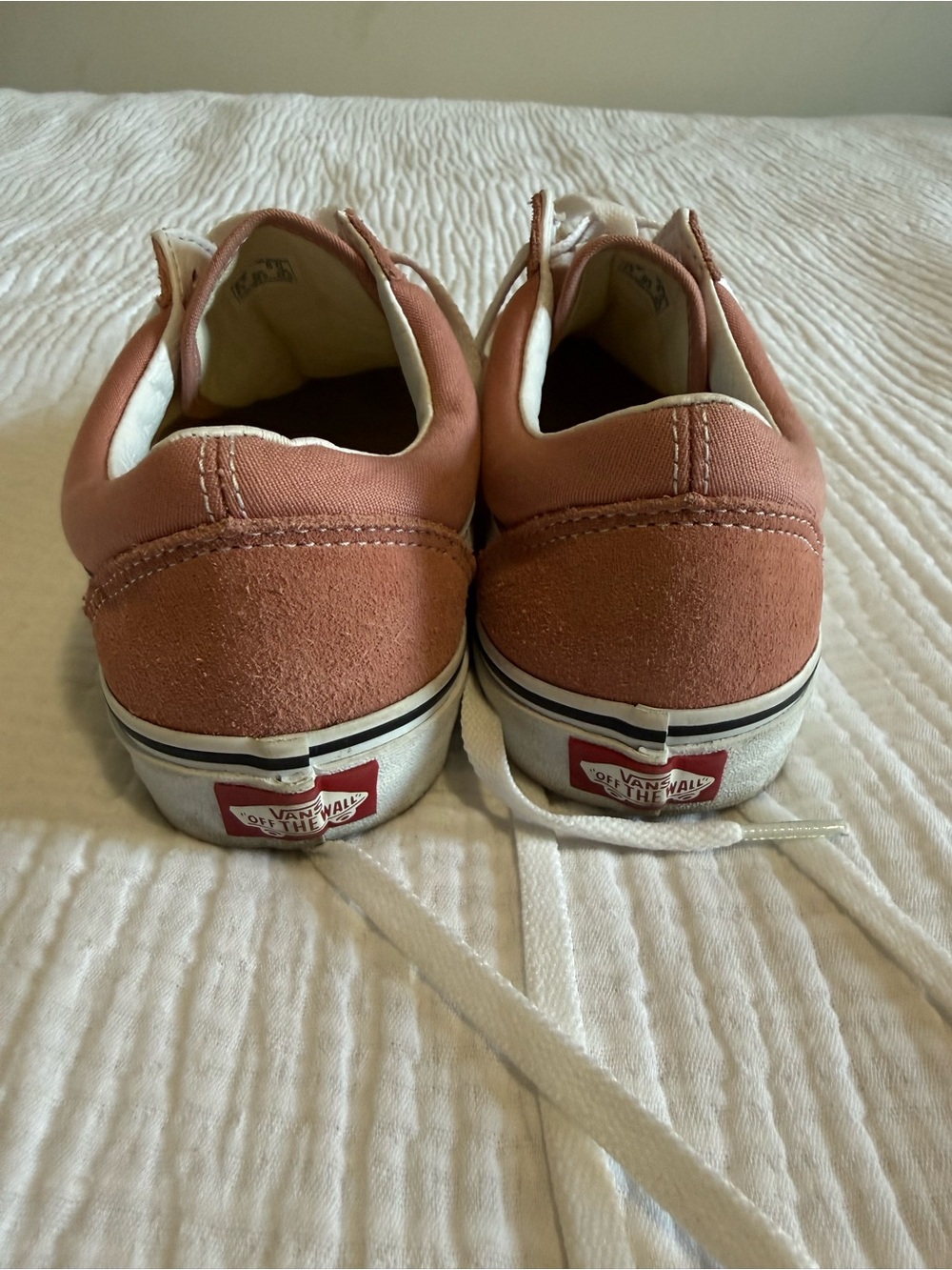 NEVER WORN Vans Old Skool Sneakers in Dusty Rose with White Stripe - Picture 3 of 7